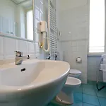Hotel Serapo 3*