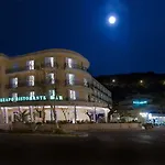 Ξενοδοχείο Serapo 3*