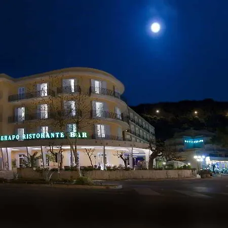 Hotel Serapo 3*