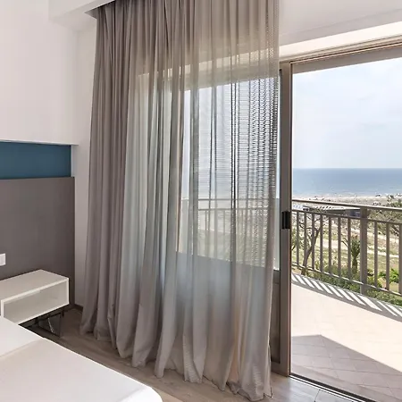 Serapo Hotel 3*