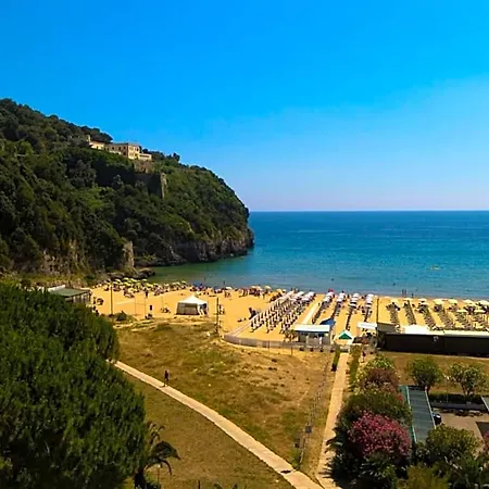 Serapo Hotel 3*