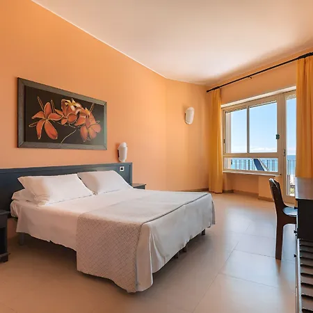Serapo Hotel