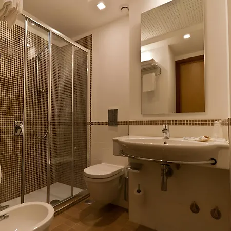 Hotel Serapo 3*
